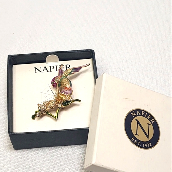 Napier Hummingbird Brooch Pin In Original Box - Picture 9 of 11